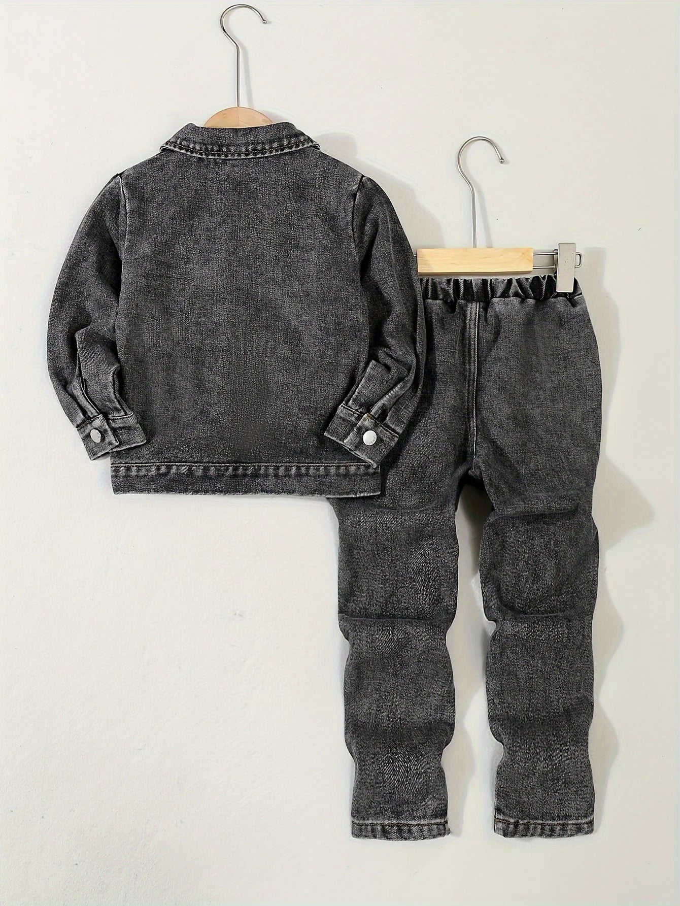 🔖3-teiliges Jungen-Jeansset – Herbst & Winter | Modische Jeansjacke + Zerrissene Jeans + Rundhals-Shirt